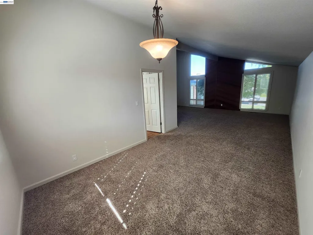 18775 Cavendish Drive Castro Valley CA 94552