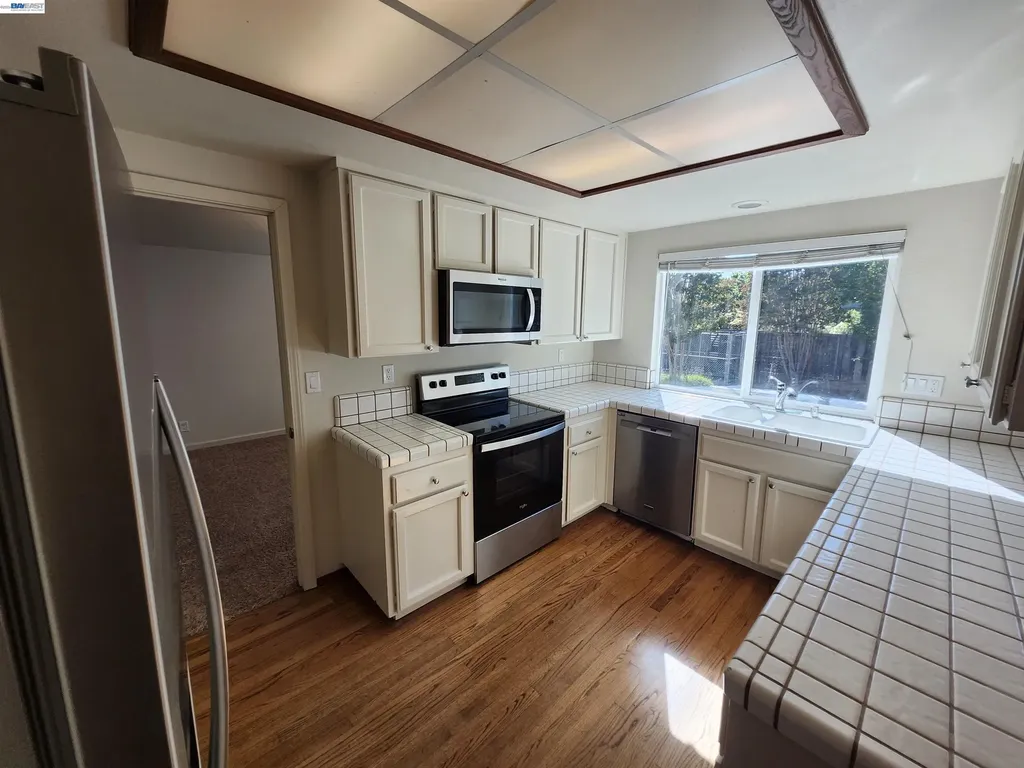 18775 Cavendish Drive Castro Valley CA 94552