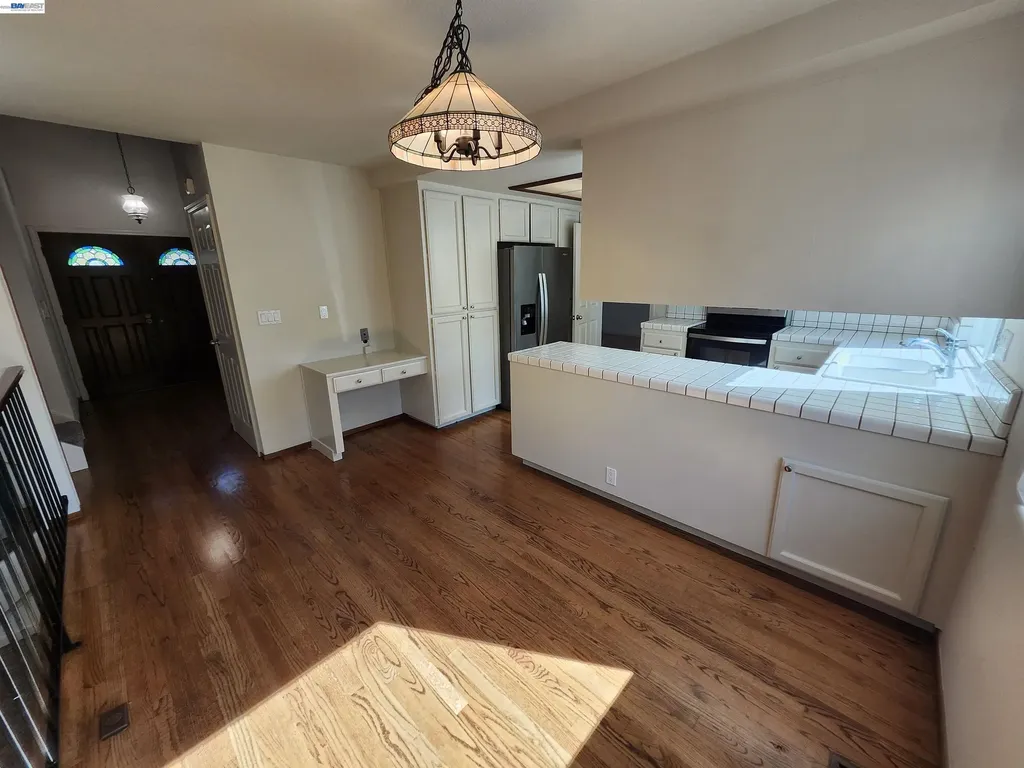 18775 Cavendish Drive Castro Valley CA 94552