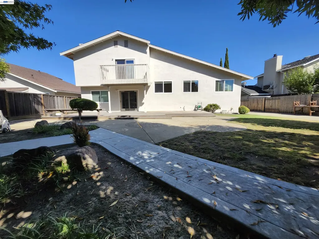 18775 Cavendish Drive Castro Valley CA 94552