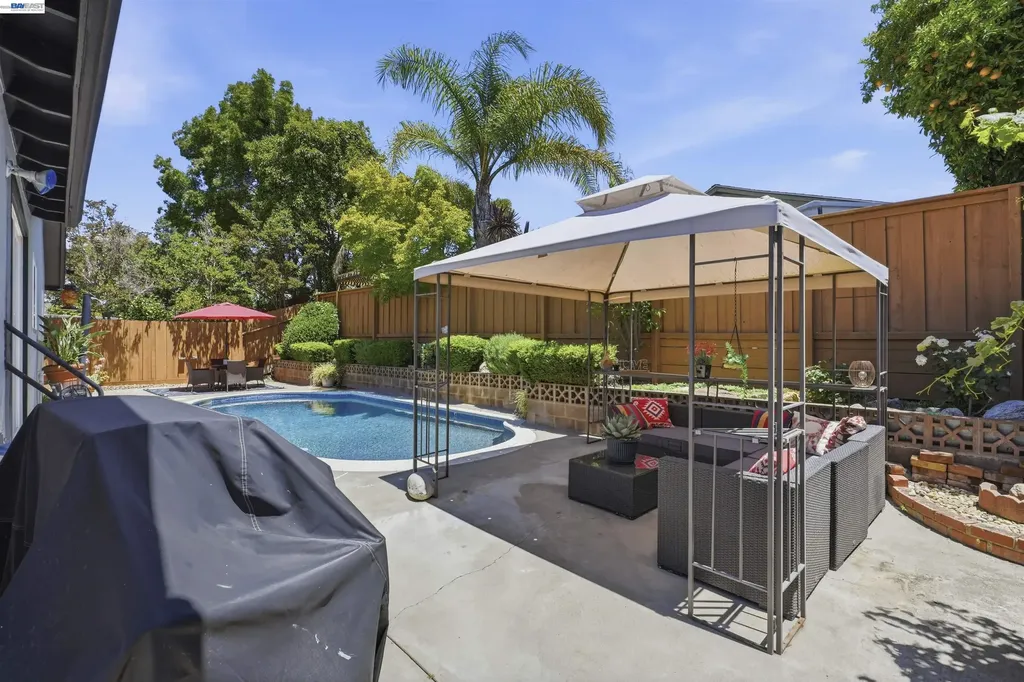 1162 Aberdeen Avenue Livermore CA 94550