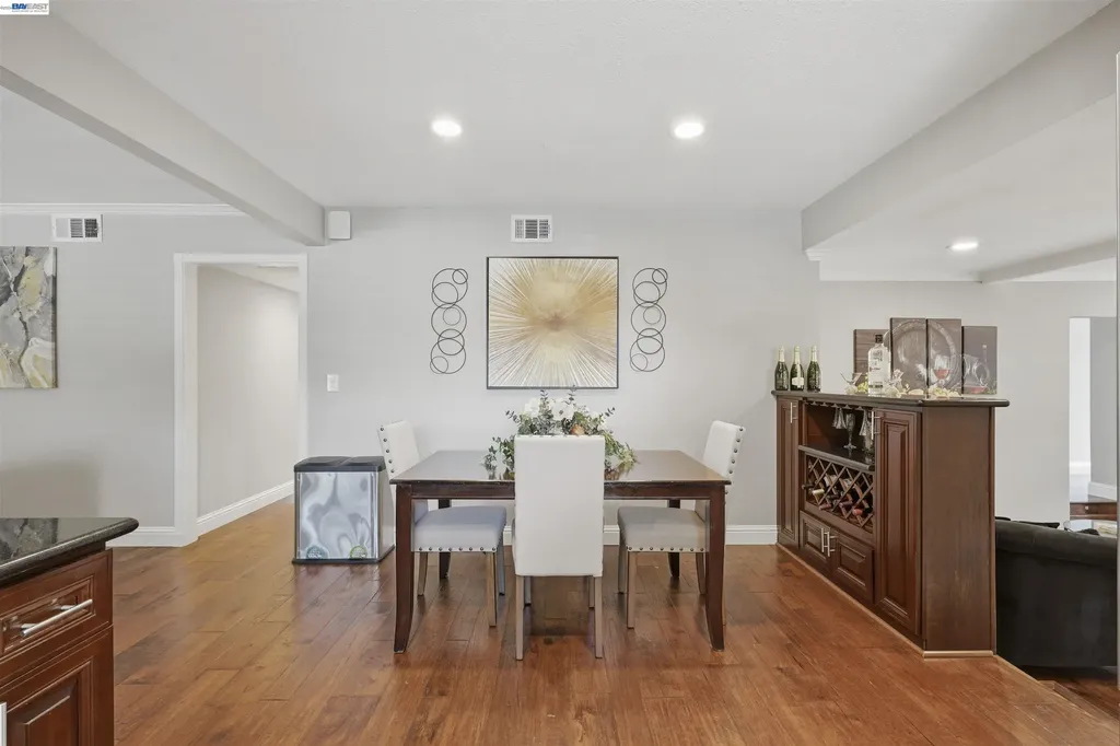 1162 Aberdeen Avenue Livermore CA 94550