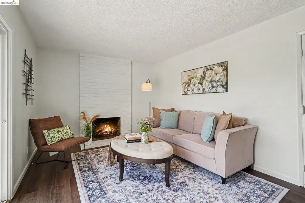 511 El Mar Suisun City CA 94585
