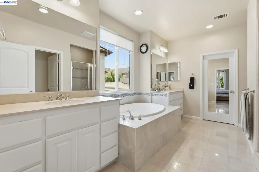 5029 Queensbury Way San Ramon CA 94582