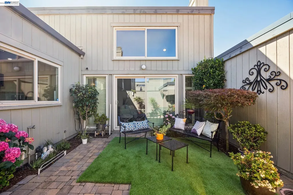 3430 Camanoe Lane Alameda CA 94502
