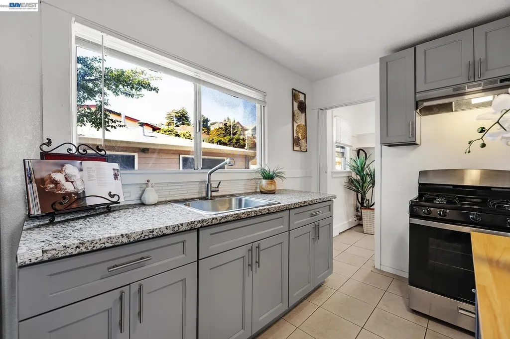415 Napa Street Vallejo CA 94590