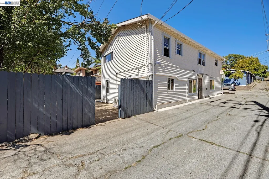 415 Napa Street Vallejo CA 94590