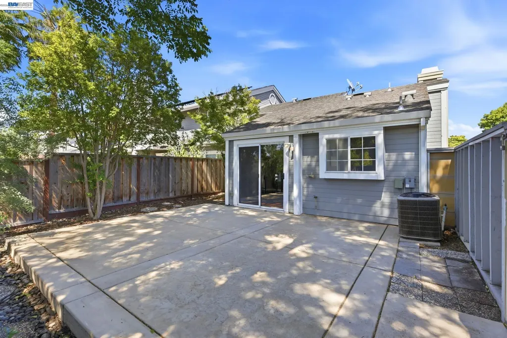 1424 Peachtree Common Livermore CA 94551