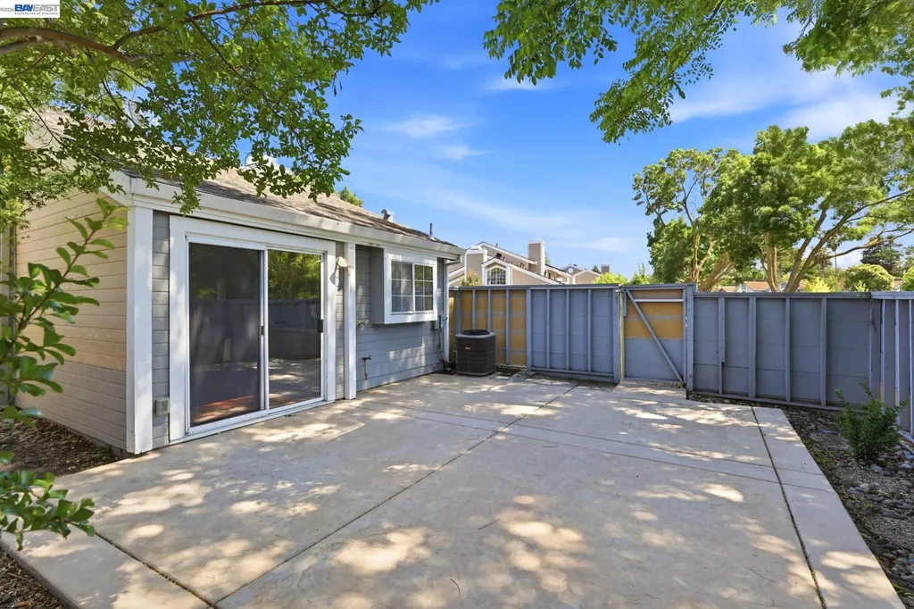 1424 Peachtree Common Livermore CA 94551