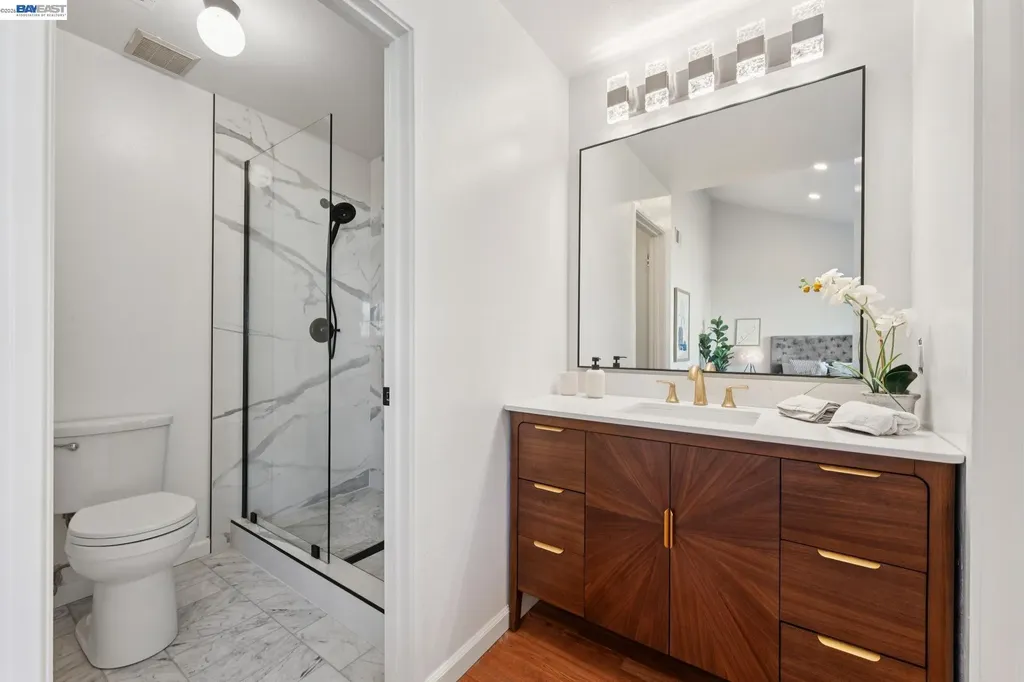 1034 Trellis Lane Alameda CA 94502
