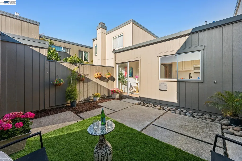 1034 Trellis Lane Alameda CA 94502
