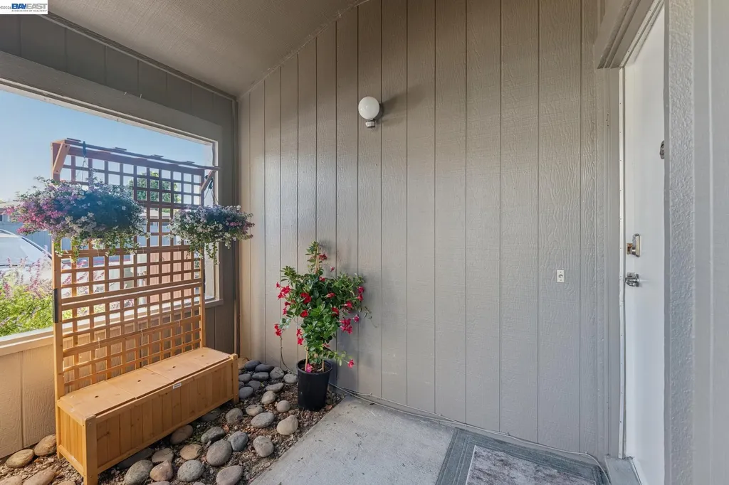1034 Trellis Lane Alameda CA 94502