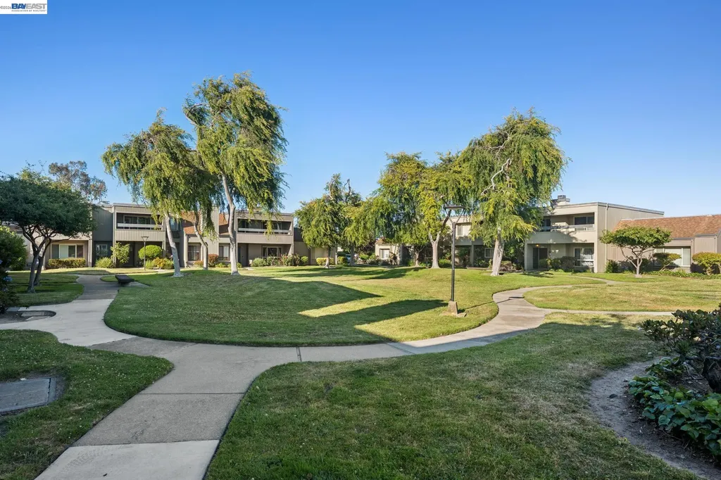 1034 Trellis Lane Alameda CA 94502
