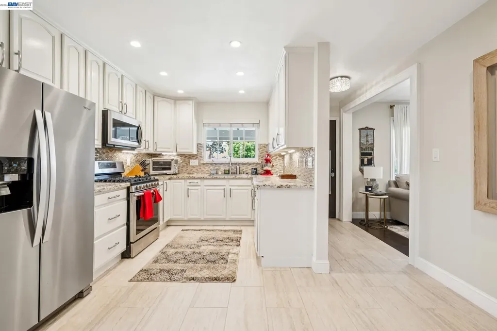 2485 Medallion Drive Union City CA 94587
