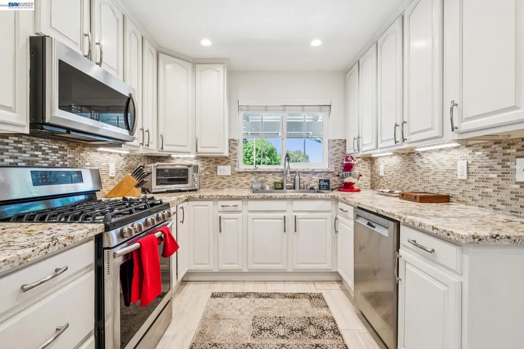 2485 Medallion Drive Union City CA 94587