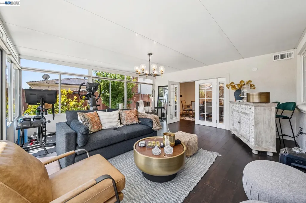 2485 Medallion Drive Union City CA 94587