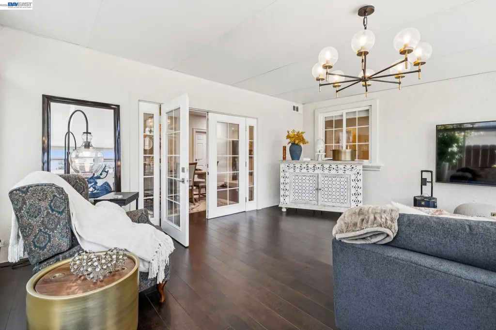 2485 Medallion Drive Union City CA 94587