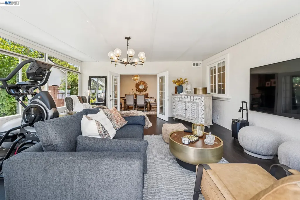 2485 Medallion Drive Union City CA 94587