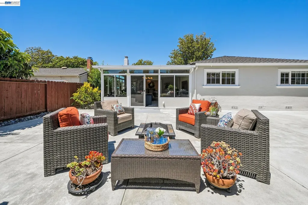 2485 Medallion Drive Union City CA 94587