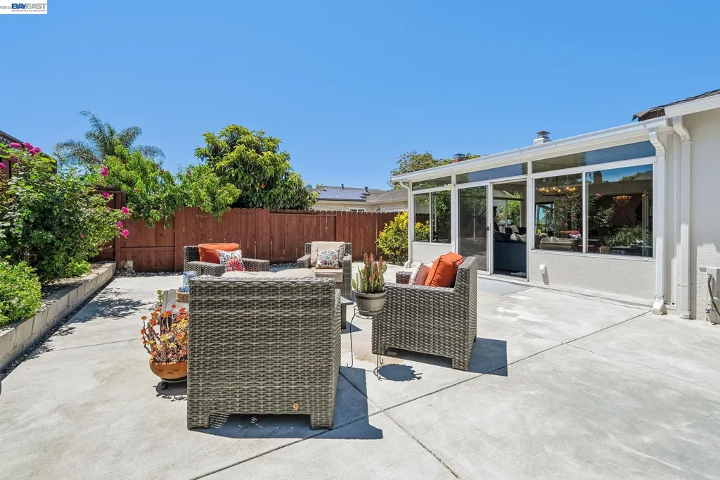 2485 Medallion Drive Union City CA 94587