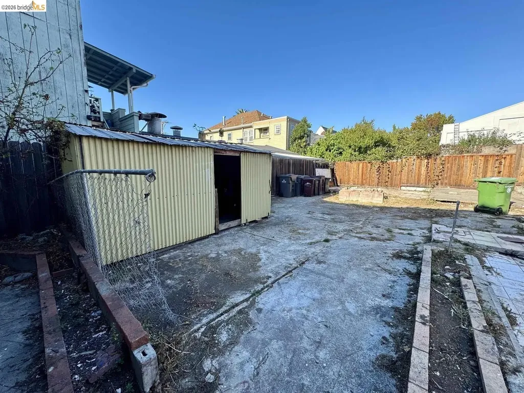 220 International Boulevard Oakland CA 94606