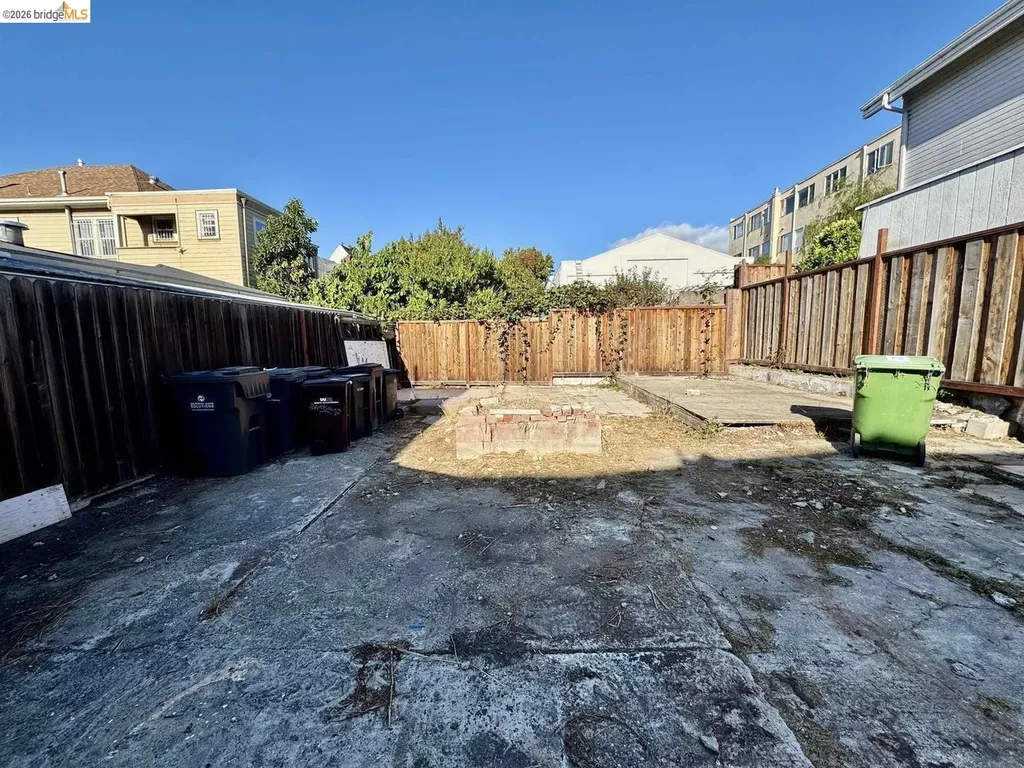 220 International Boulevard Oakland CA 94606