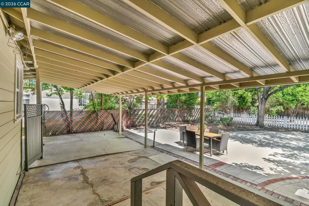 2072 Chalomar Road Concord CA 94518