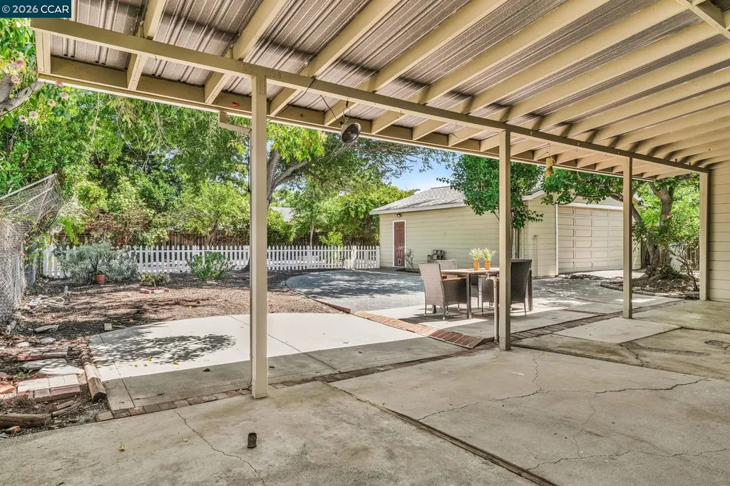 2072 Chalomar Road Concord CA 94518