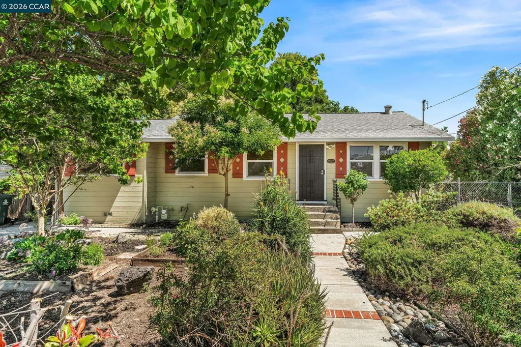 2072 Chalomar Road Concord CA 94518