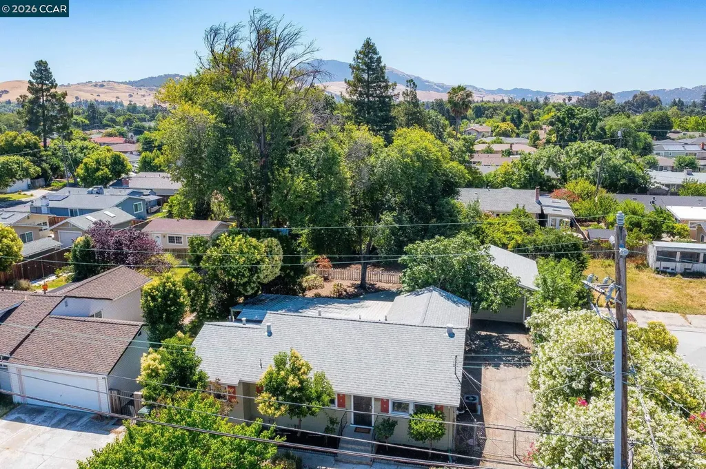 2072 Chalomar Road Concord CA 94518