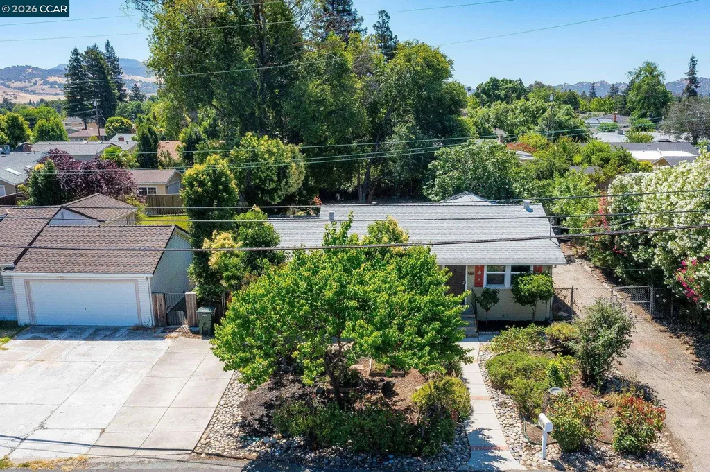 2072 Chalomar Road Concord CA 94518
