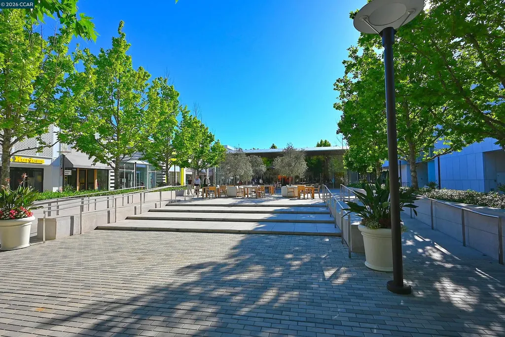1761 Tice Valley Boulevard Walnut Creek CA 94595