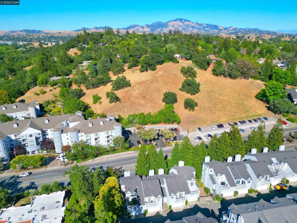 1761 Tice Valley Boulevard Walnut Creek CA 94595