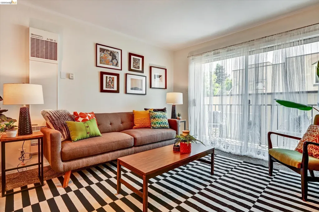 425 Orange Street Oakland CA 94610