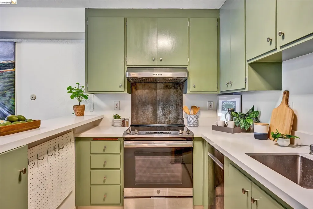425 Orange Street Oakland CA 94610