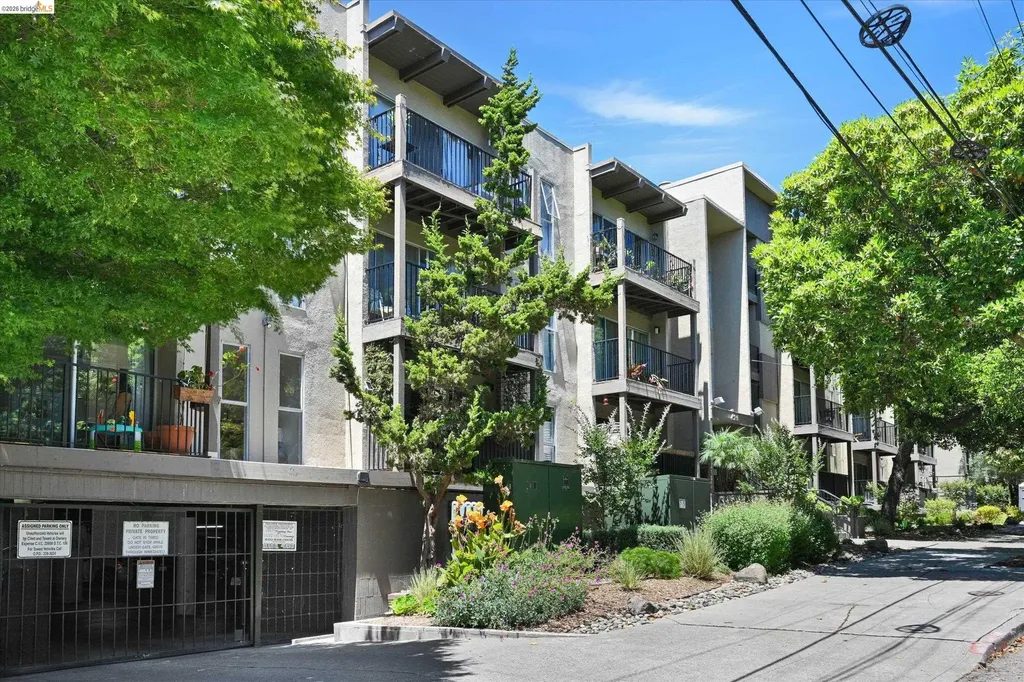 425 Orange Street Oakland CA 94610