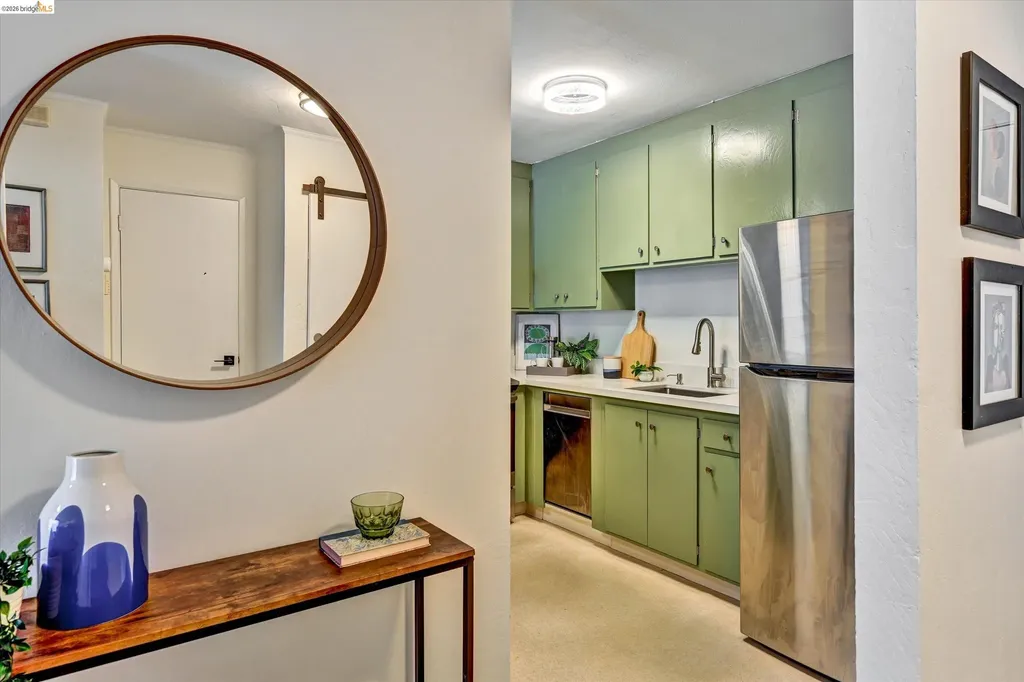 425 Orange Street Oakland CA 94610