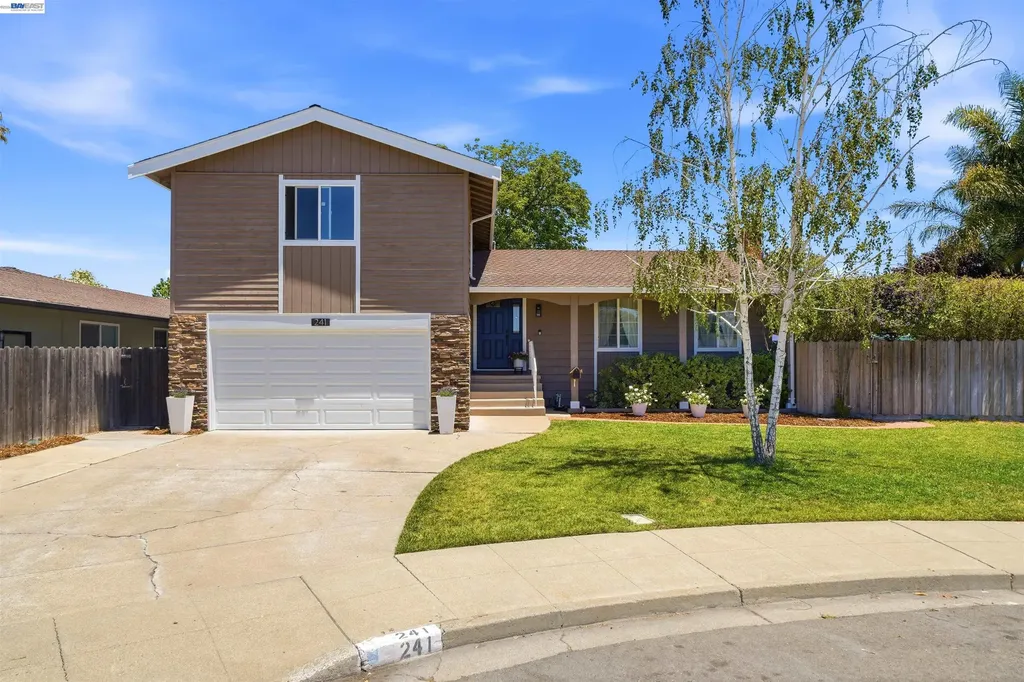 241 Garnet Drive Livermore CA 94550