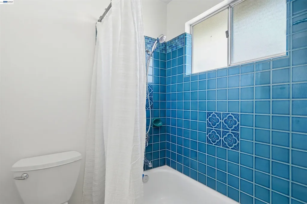 241 Garnet Drive Livermore CA 94550