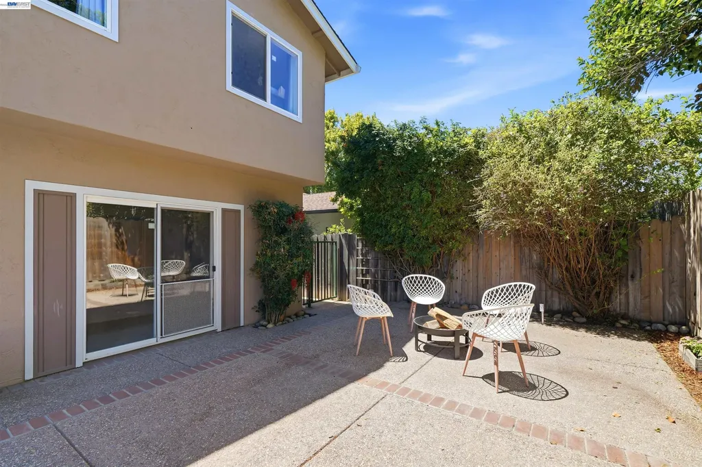 241 Garnet Drive Livermore CA 94550