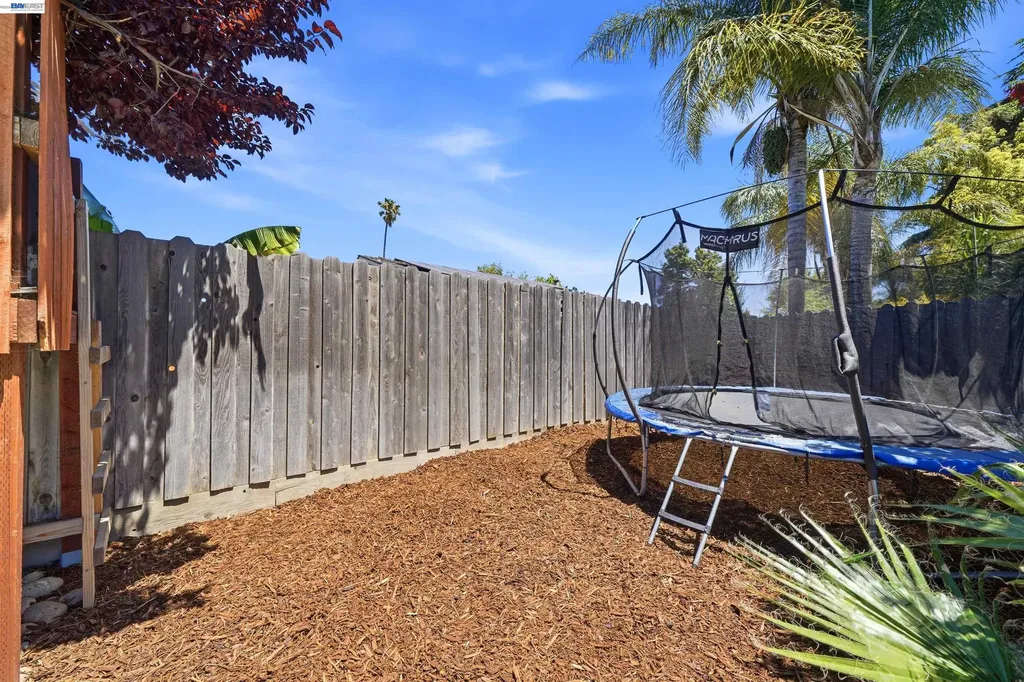 241 Garnet Drive Livermore CA 94550