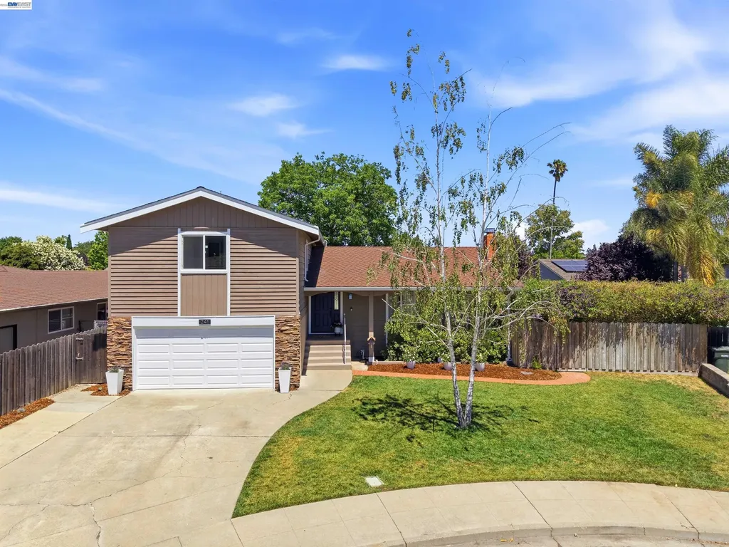 241 Garnet Drive Livermore CA 94550