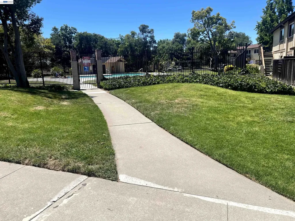 32656 Brenda Way Union City CA 94587