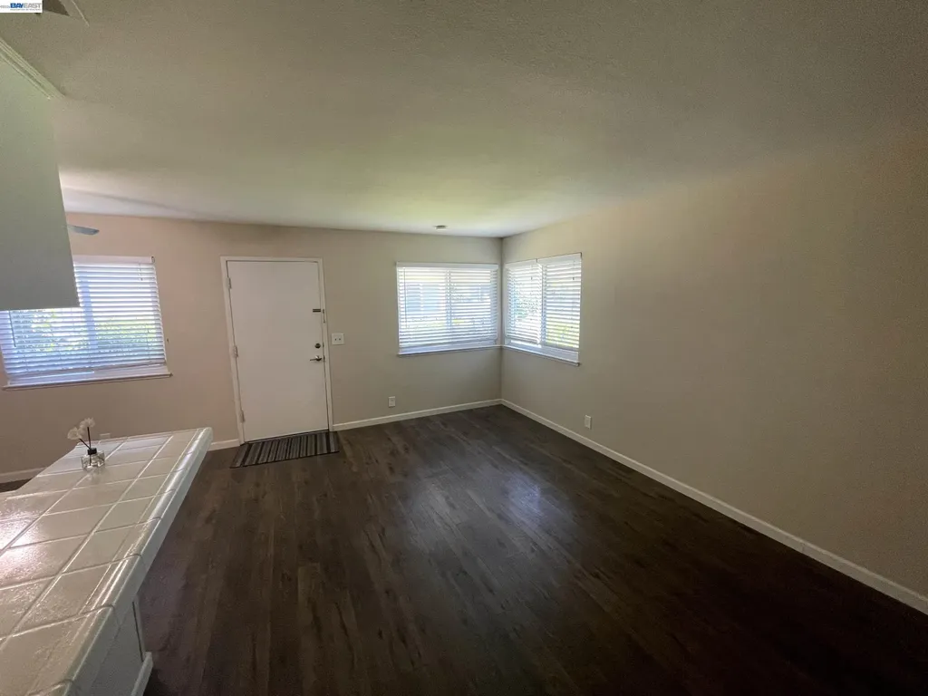 32656 Brenda Way Union City CA 94587