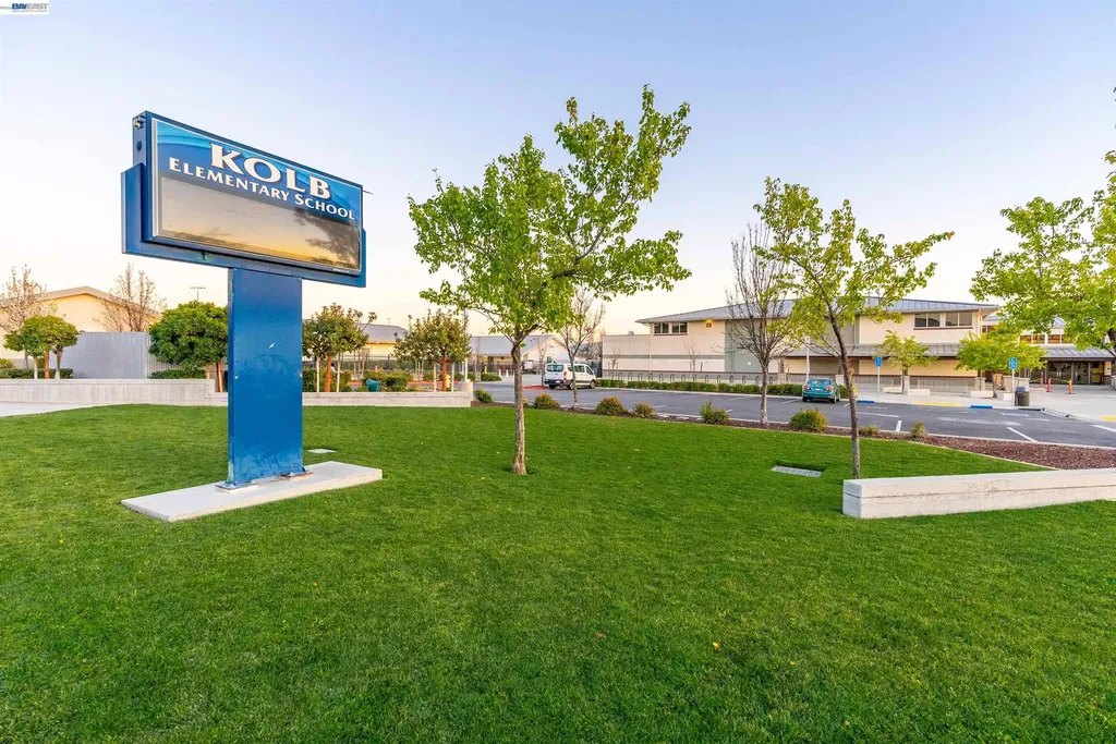 3135 Central Parkway Dublin CA 94568