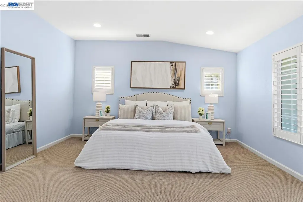 5625 Applegate Way Dublin CA 94568