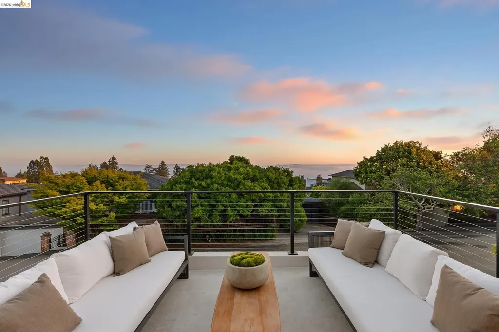 515 Cragmont Avenue Berkeley CA 94708