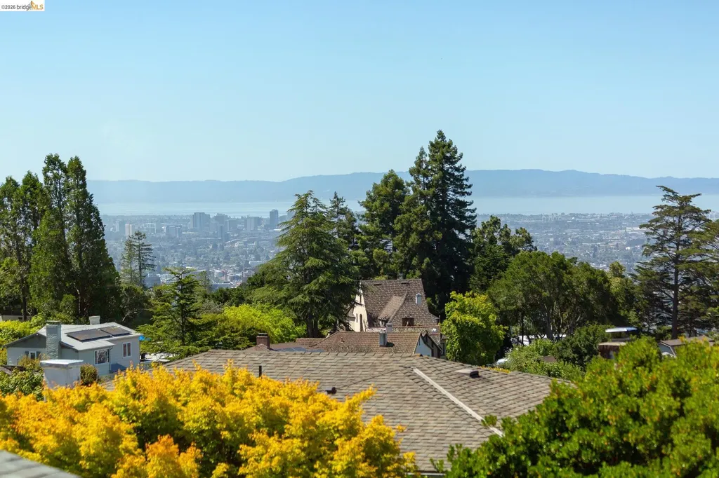 515 Cragmont Avenue Berkeley CA 94708