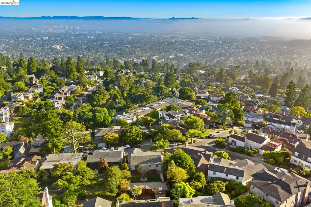 515 Cragmont Avenue Berkeley CA 94708