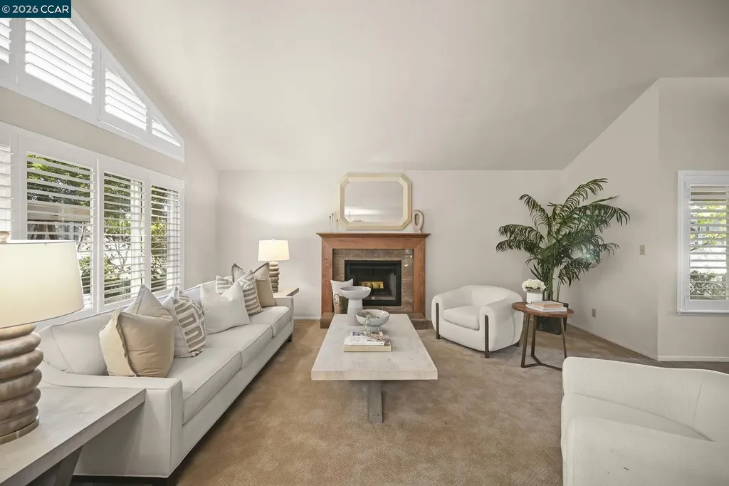 900 Woodland Drive San Ramon CA 94582